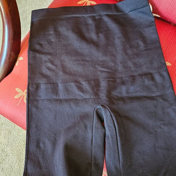 Shapermint Mid-Waist Shaper Bike Shorts - New With Tags - Picture 4 of 8